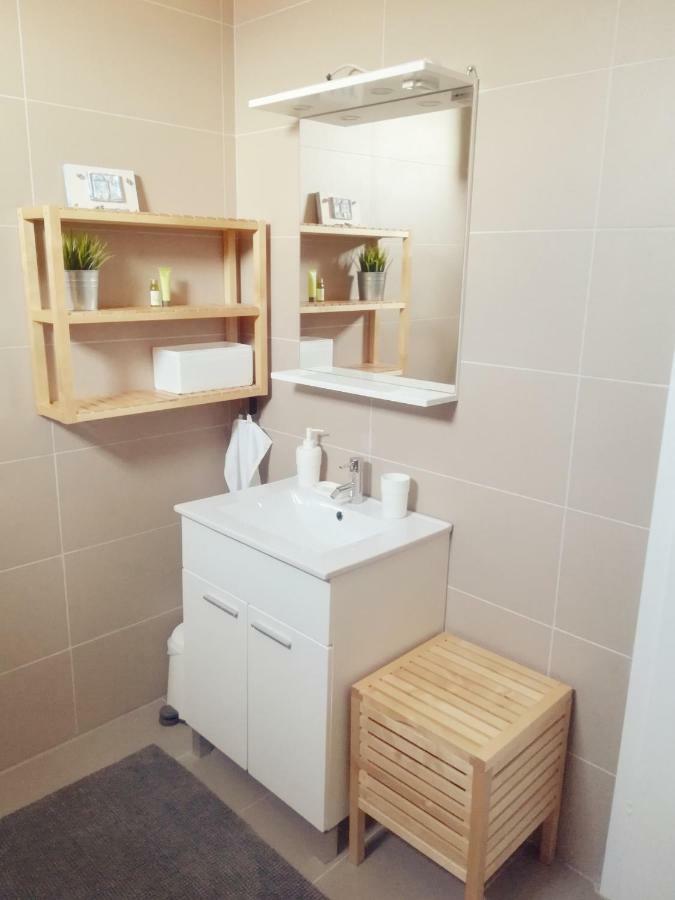Ražanac House For Rent Paola 빌라 외부 사진