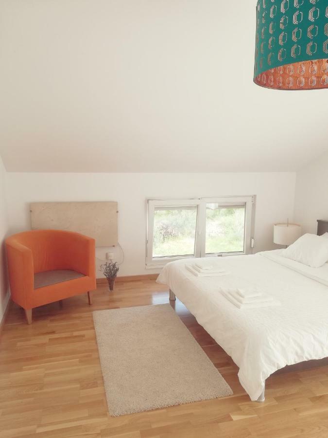 Ražanac House For Rent Paola 빌라 외부 사진