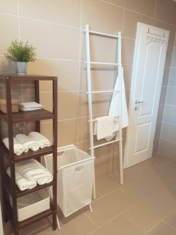 Ražanac House For Rent Paola 빌라 외부 사진